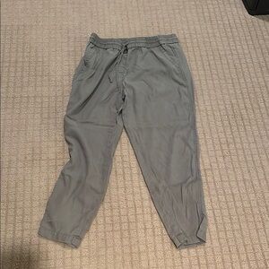 Talbots Olive Green Cropped Pants